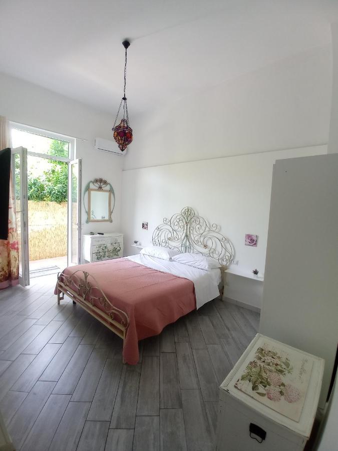 Beatrice Room Bed&Breakfast Сант'Анджелло Экстерьер фото