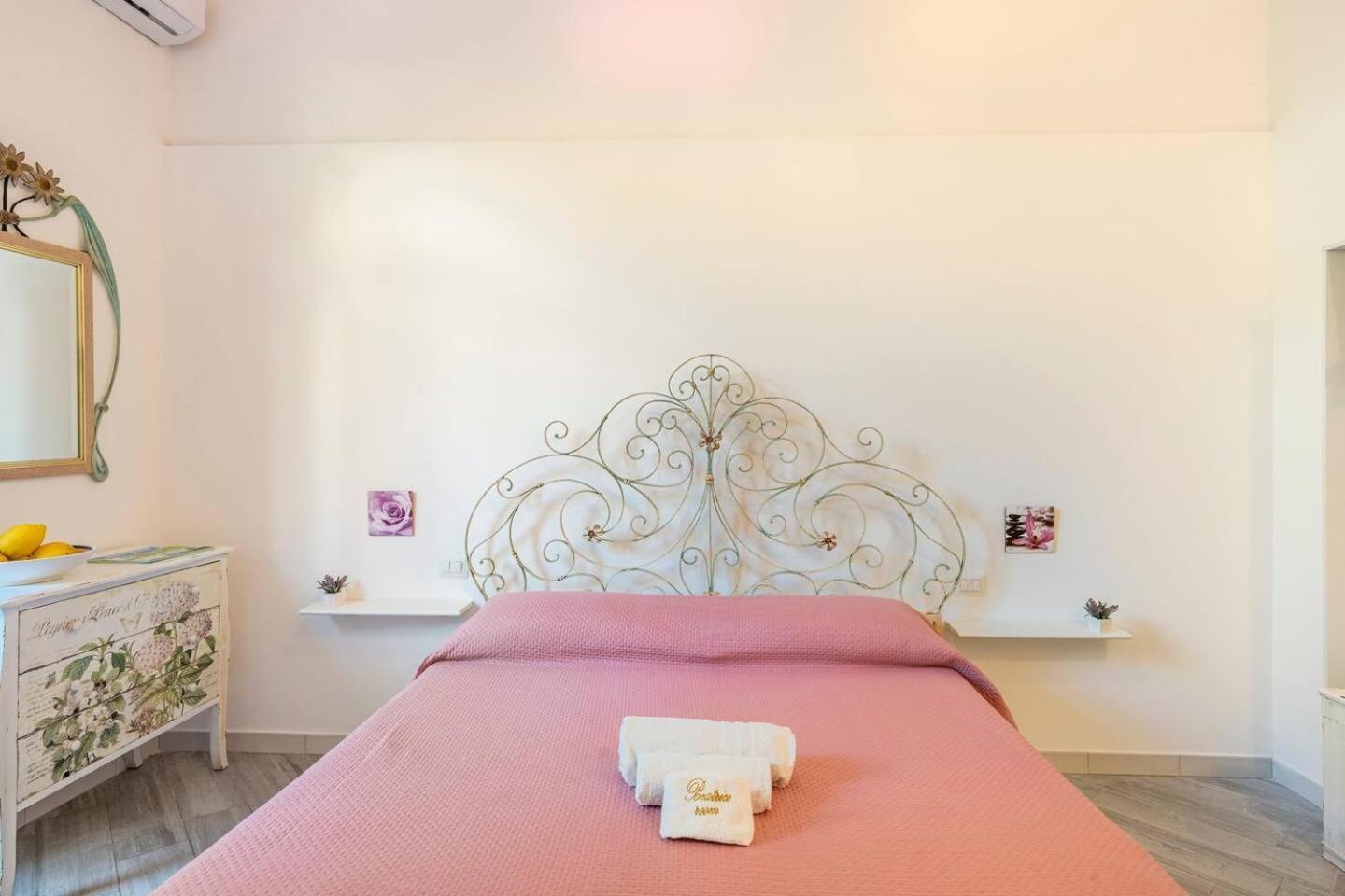 Beatrice Room Bed&Breakfast Сант'Анджелло Экстерьер фото