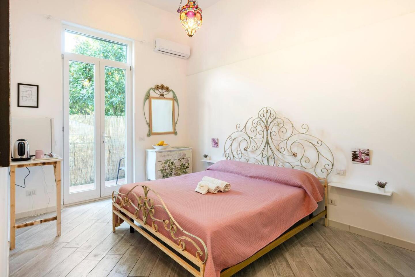 Beatrice Room Bed&Breakfast Сант'Анджелло Экстерьер фото